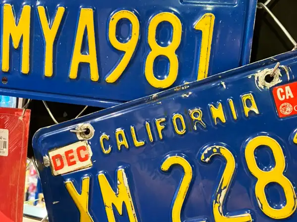 カリフォルニア州 ライセンスプレート